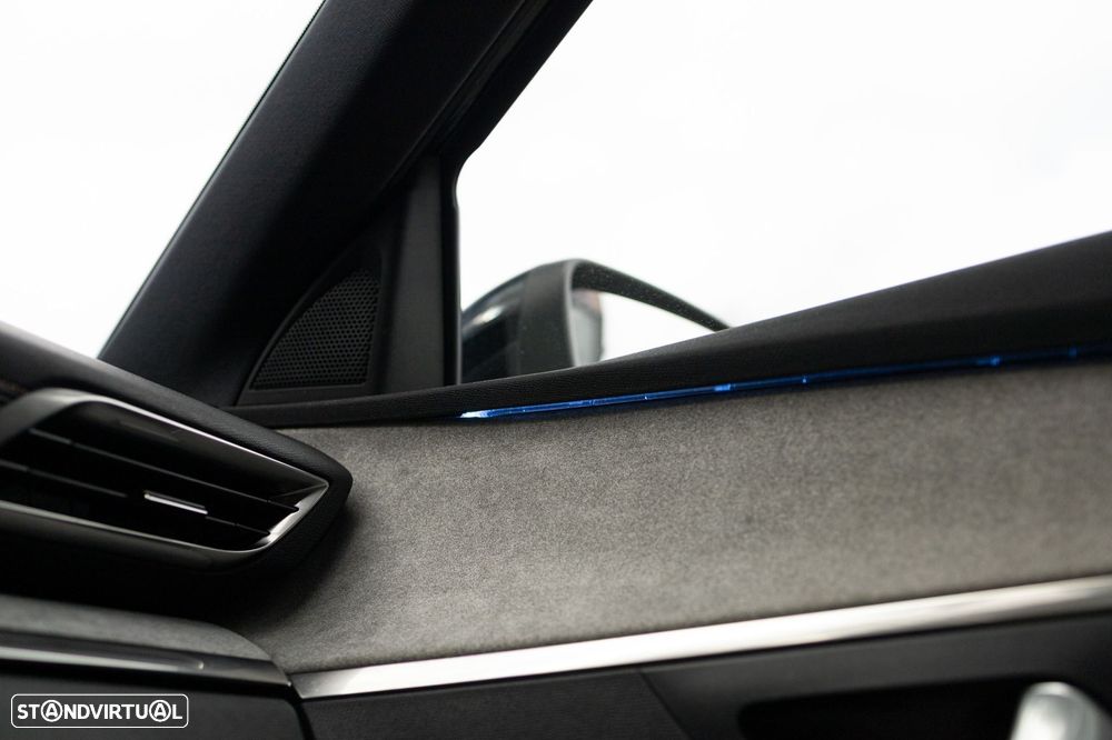 Peugeot 3008 1.6 Hybrid4 GT Pack e-EAT8 - 45