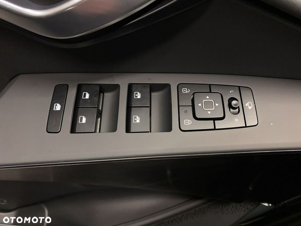 Kia Niro - 32