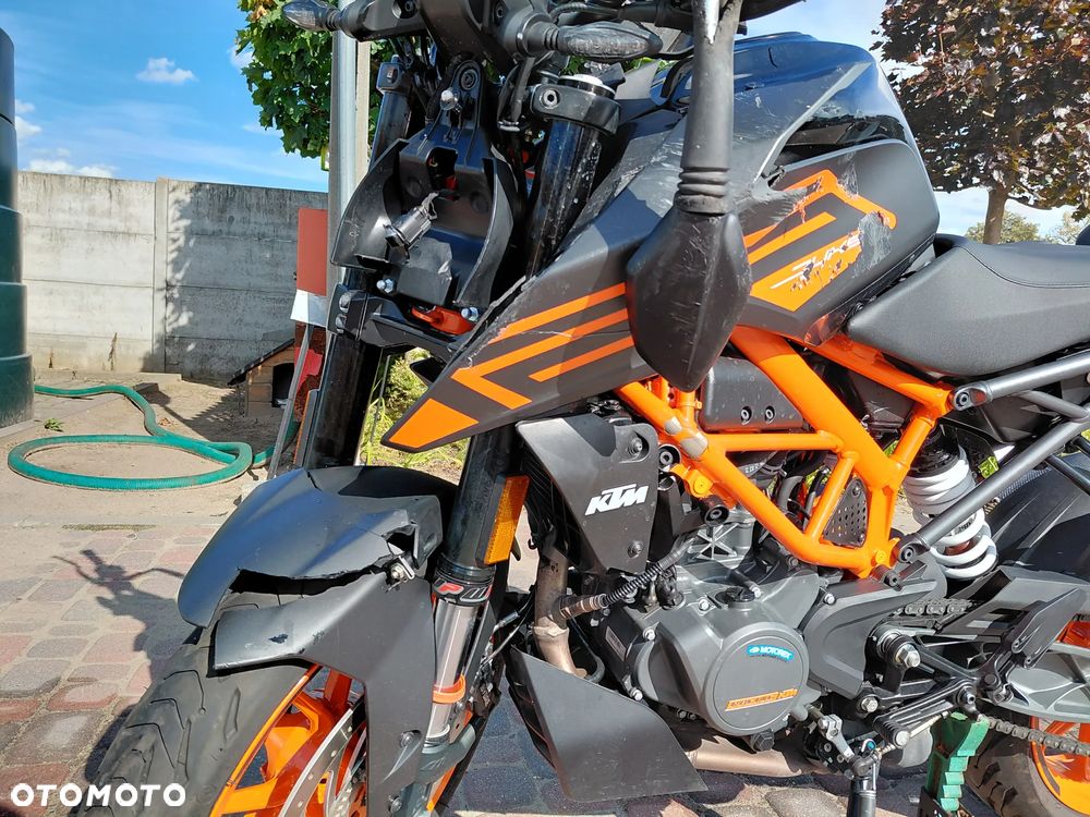 KTM Duke 125 - 14