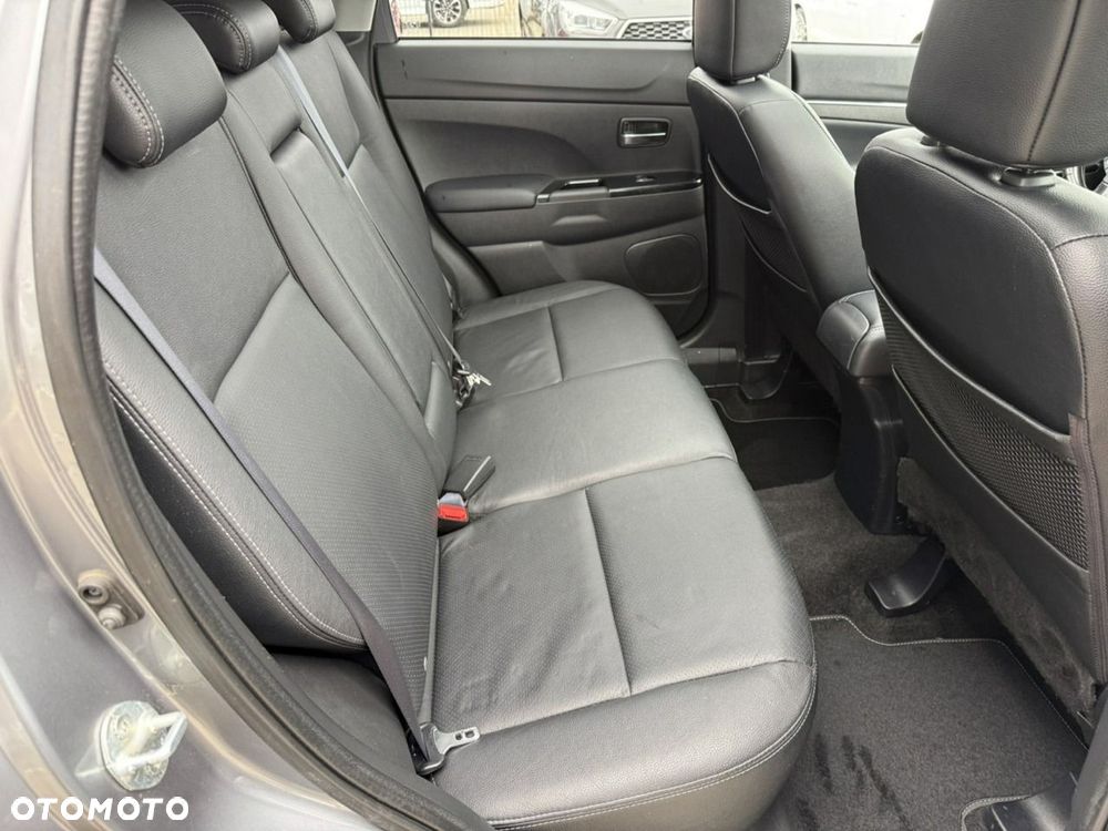 Peugeot 4008 - 24