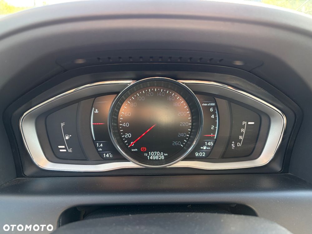 Volvo XC 60 T5 Geartronic Momentum - 22