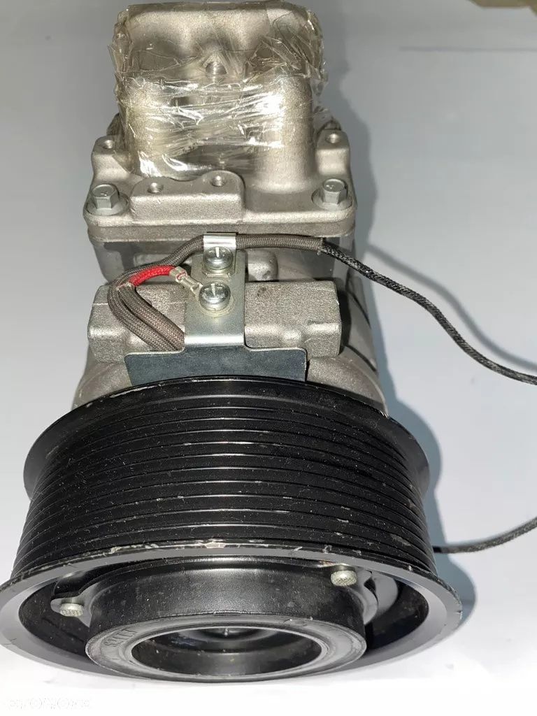 ACTROS kompresor klimatyzacji A5412301111 A5412300828  p-Nowy - 1