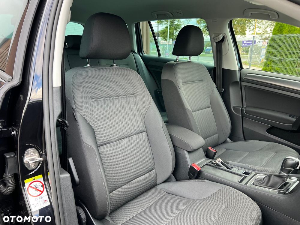 Volkswagen Golf 1.5 TSI BMT Evo Highline DSG - 18