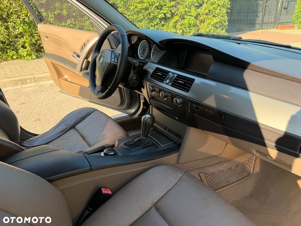 BMW Seria 5 530d - 34