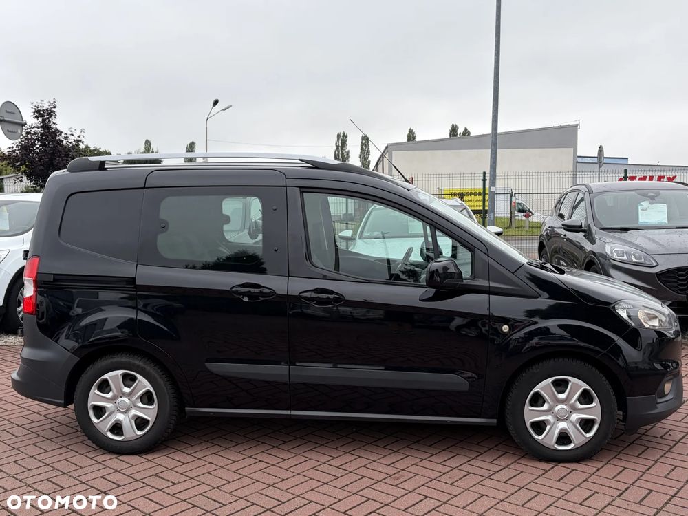 Ford Transit Courier Basis - 5