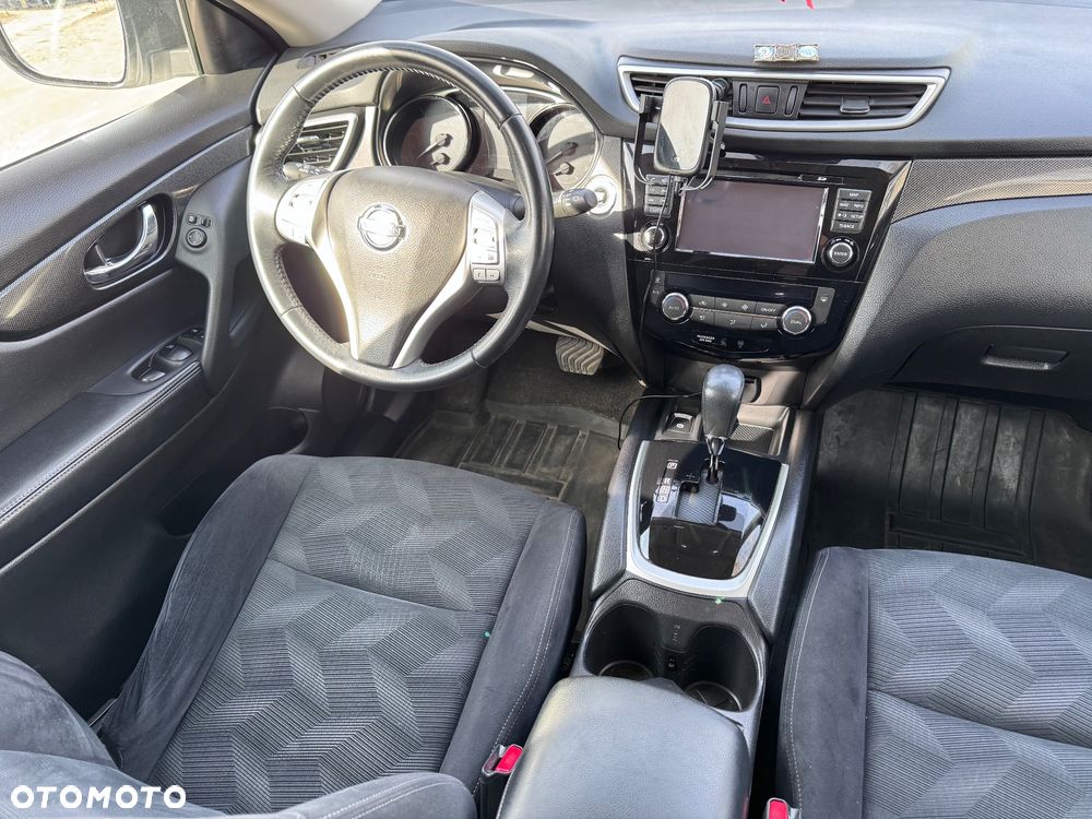 Nissan X-Trail 1.6 DCi N-Connecta 2WD Xtronic 7os - 16