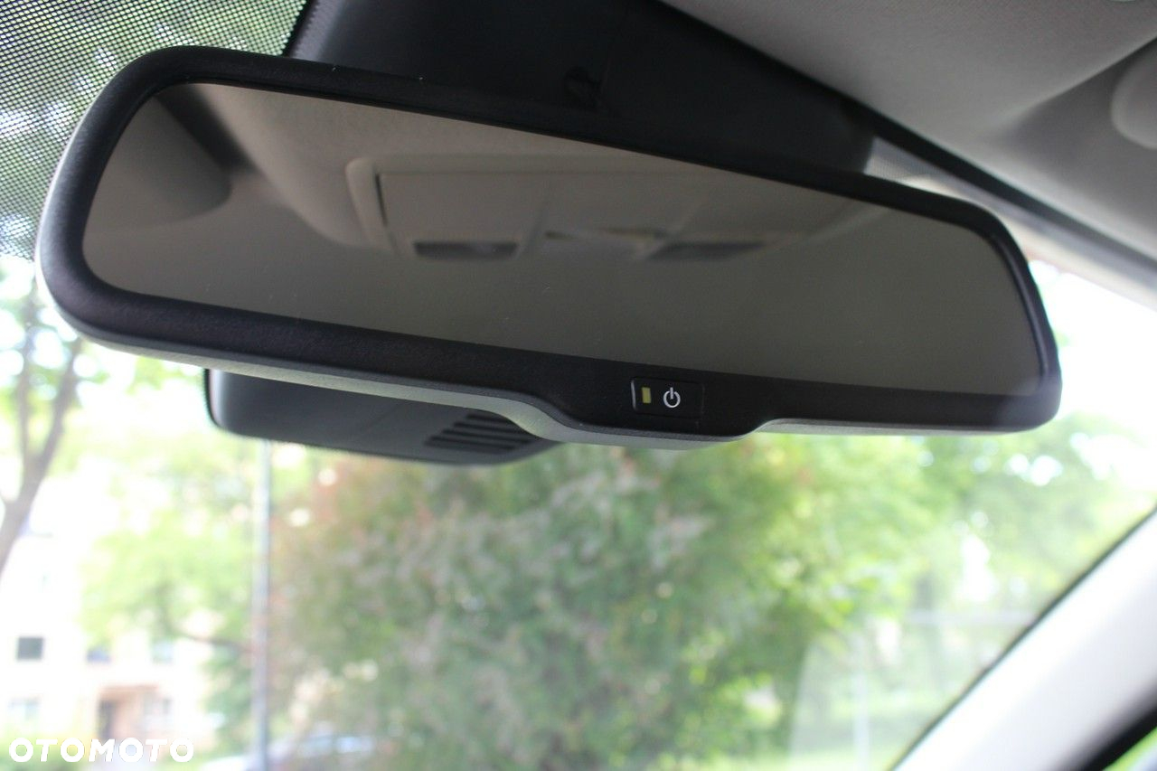 Mazda 3 SKYACTIV-G 120 Sports-Line - 26
