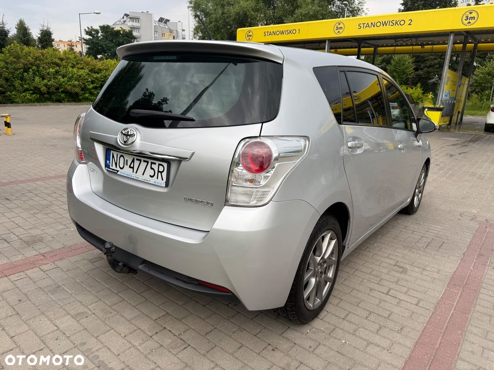 Toyota Verso 2.2 D-CAT Premium - 5