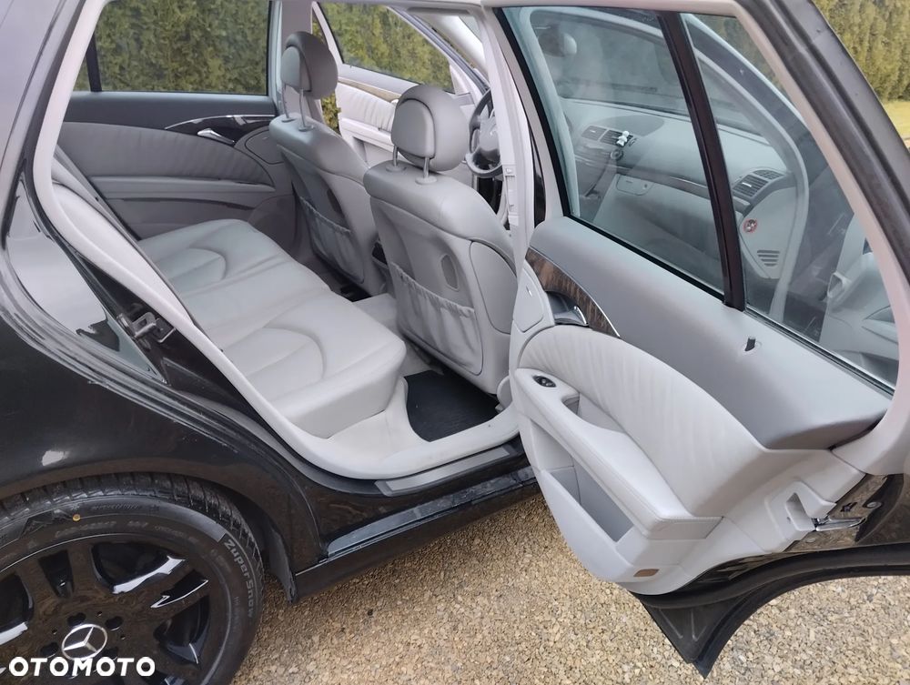 Mercedes-Benz Klasa E 500 7G-TRONIC Avantgarde - 16