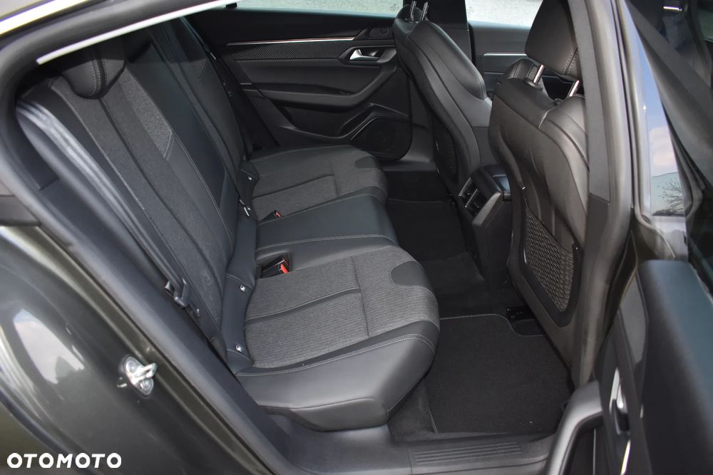 Peugeot 508 1.5 BlueHDi Allure S&S EAT8 - 37