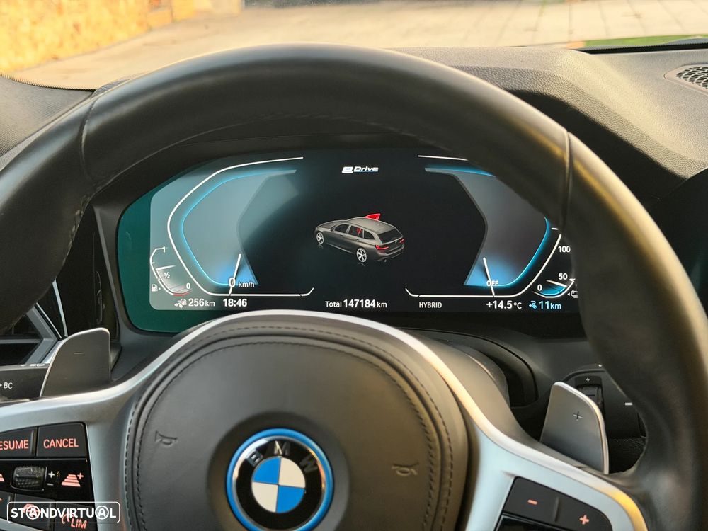 BMW 330 e Aut. M Sport - 13