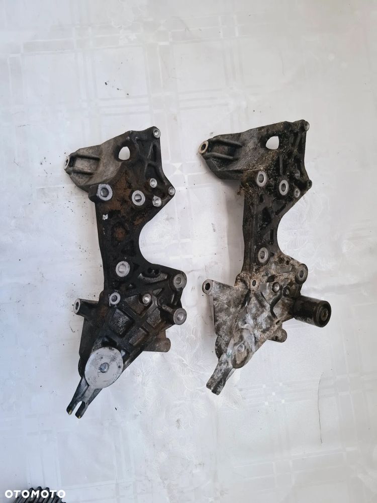 Mocowanie Podpora Łapa Pompy Wtryskowej 2.7 3.0 TDI CR Audi VW 059130147P 059130147N - 5