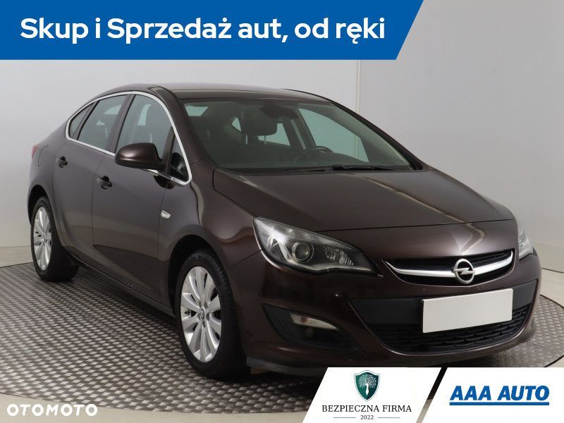 Opel Astra - 3