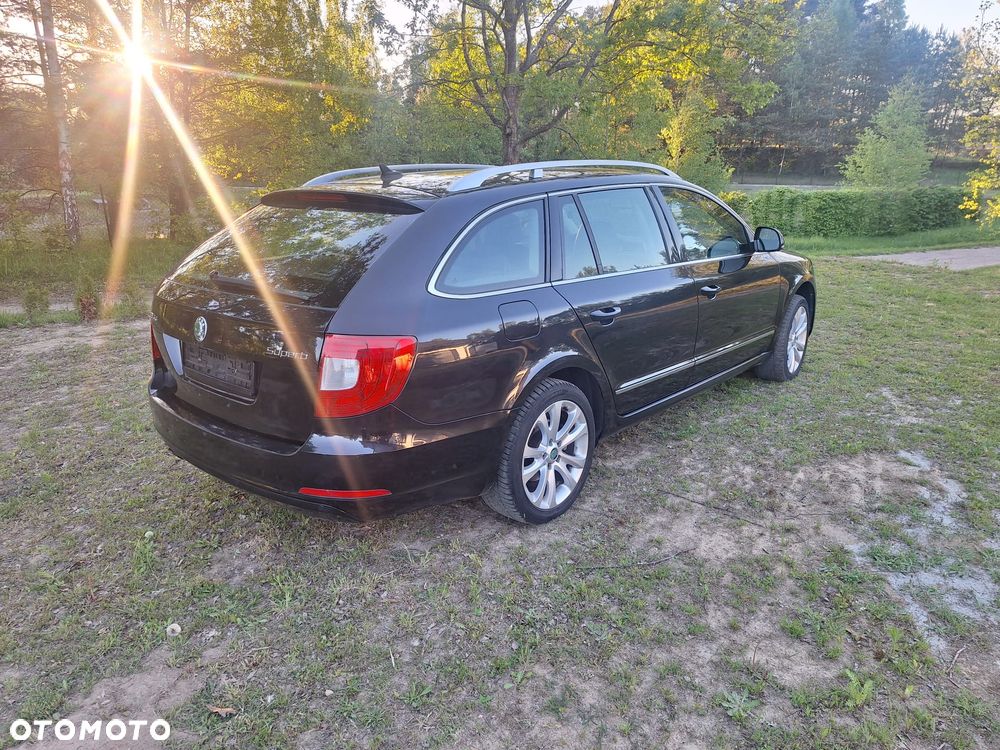 Skoda Superb 1.8 TSI 4x4 Exclusive - 11