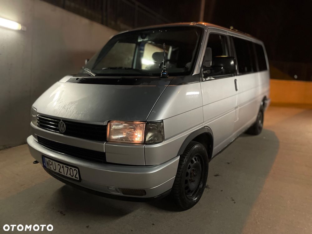 Volkswagen Multivan - 1