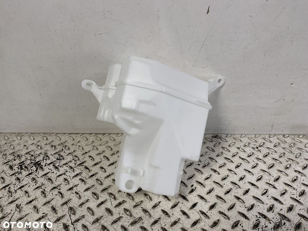 NOWY ORYGINALNY ZBIORNICZEK SPRYSKIWACZY VOLVO V70 XC70 S80 30784233 - 2