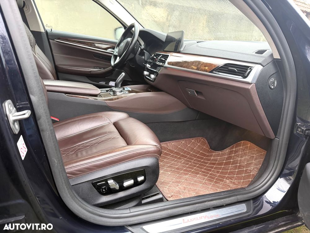 BMW Seria 5 ver-530i-aut-luxury-line - 11