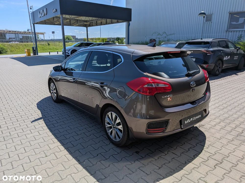 Kia Ceed 1.6 GDI L Business Line - 3