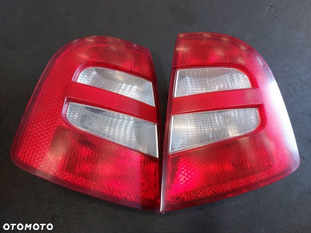 KOMPLETNY TYŁ SKODA FABIA I 9570 KLAPA ZDERZAK LAMPY - 2