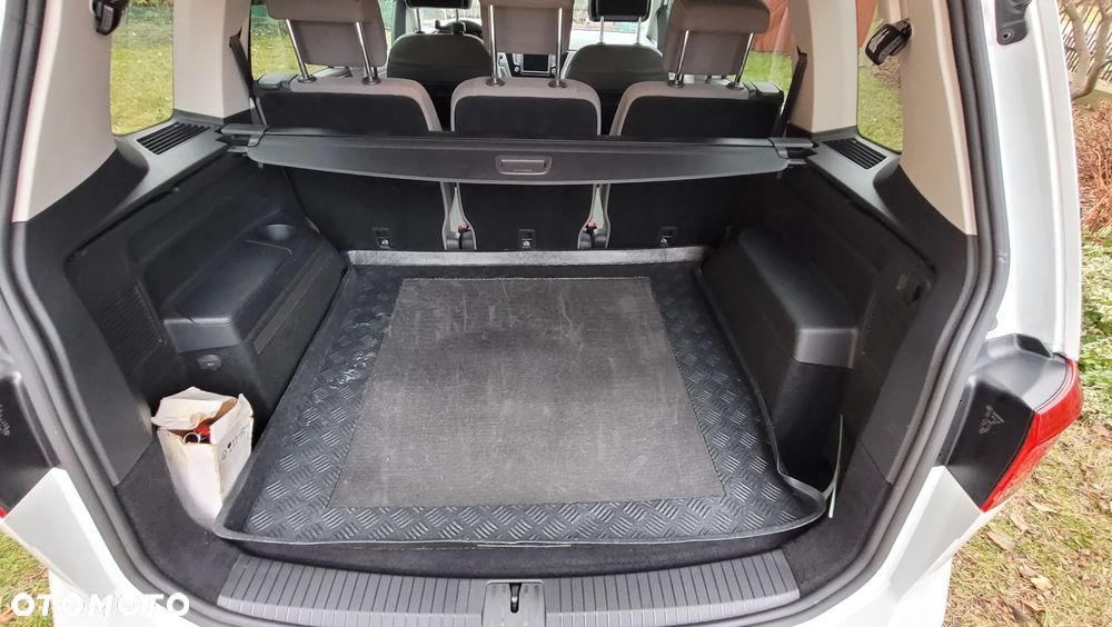 Volkswagen Touran 1.4 TSI BMT Comfortline - 8