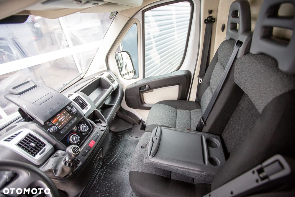 Fiat Ducato 2.3 L2H2 *ŚREDNI* Professional - 11