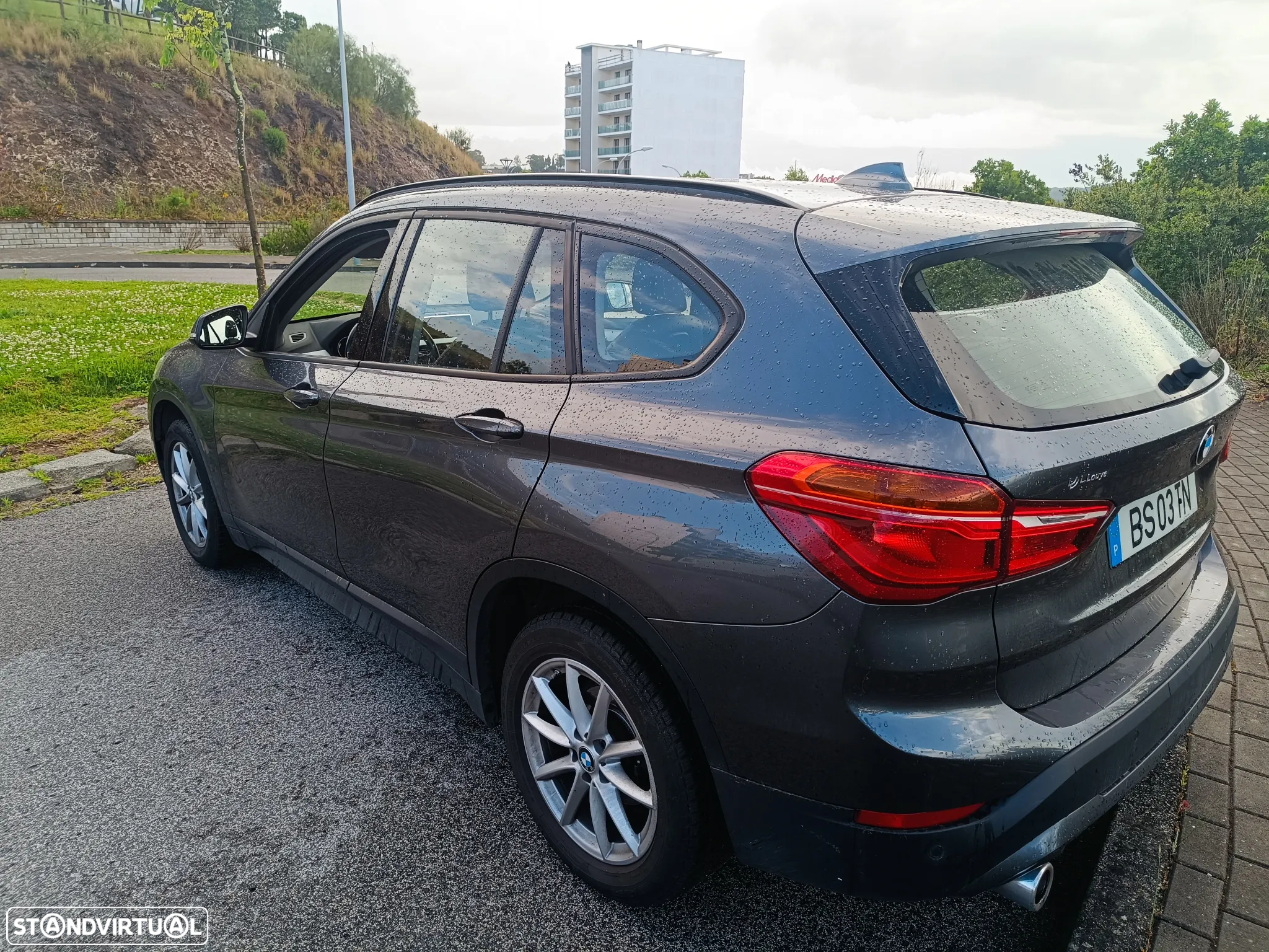 BMW X1 16 d sDrive Advantage - 8
