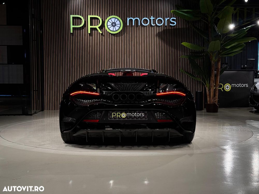 McLaren 720S - 6