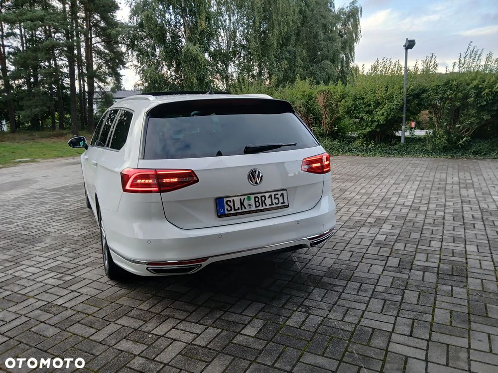 Volkswagen Passat 1.6 TDI SCR DSG - 25