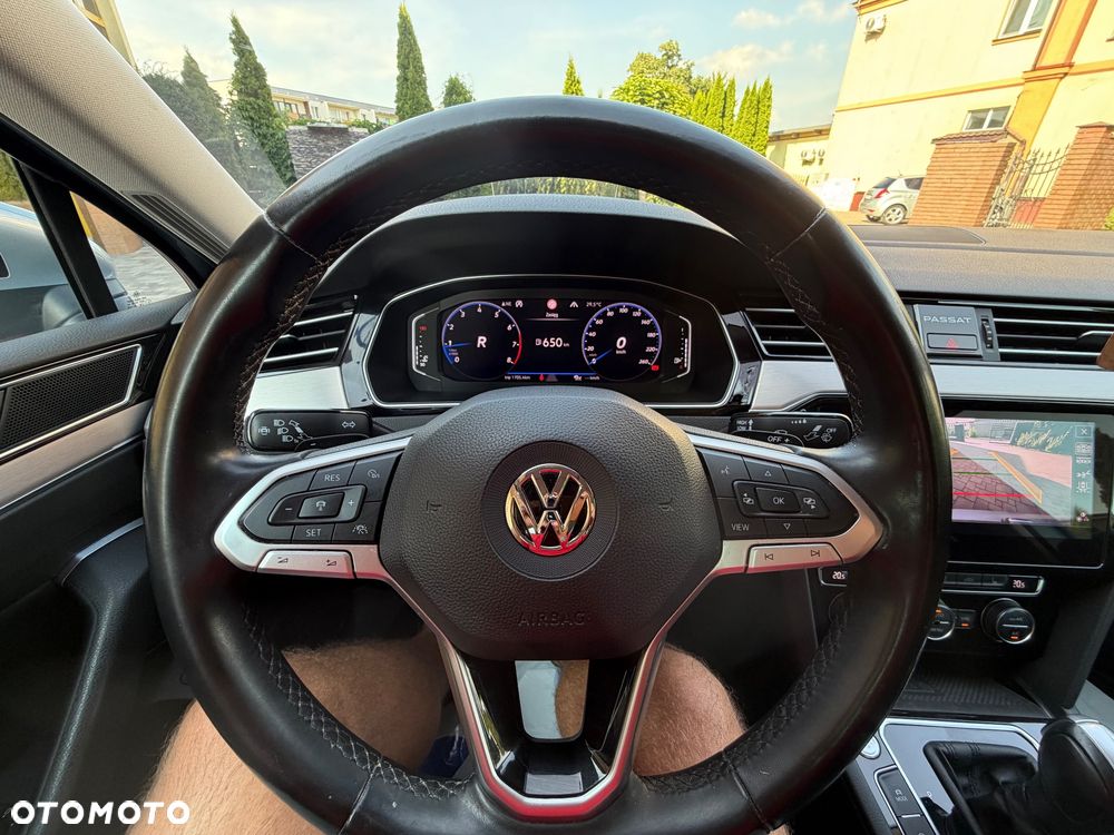 Volkswagen Passat 2.0 TSI Elegance DSG - 18
