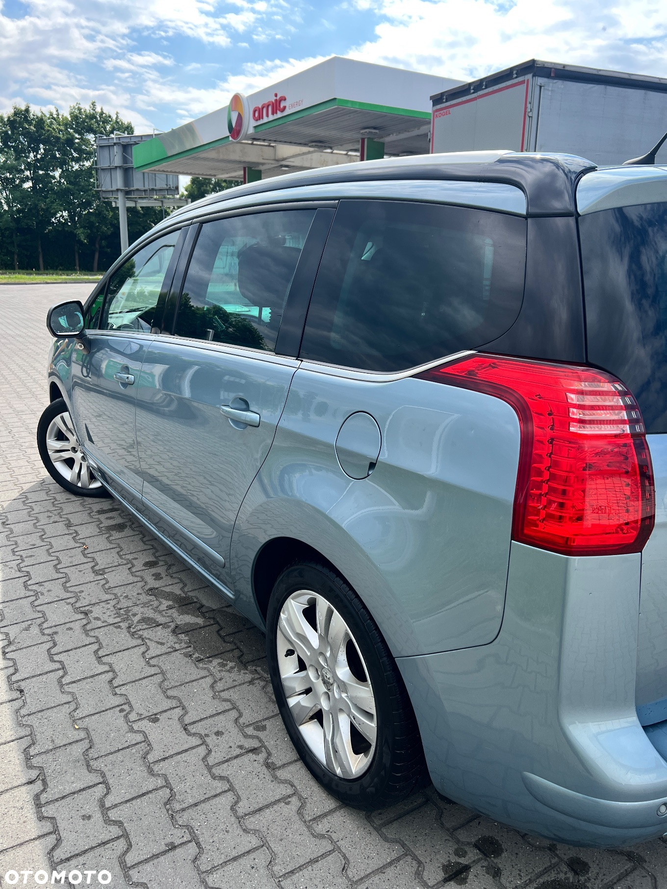 Peugeot 5008 - 9