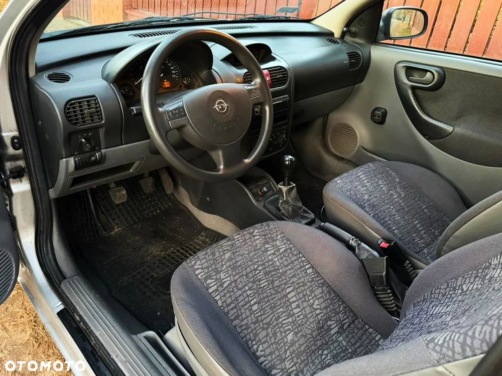 Opel Corsa 1.2 16V Comfort - 5