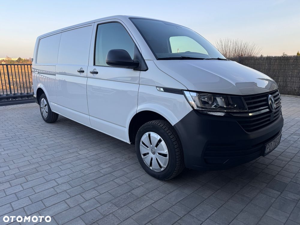 Volkswagen Transporter - 1