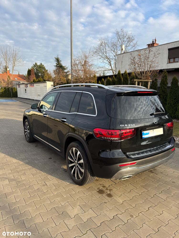 Mercedes-Benz GLB 250 8G-DCT Progressive - 5