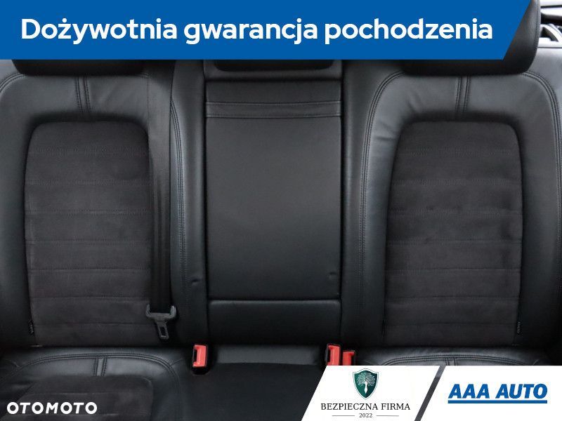 Volkswagen Passat Variant - 12