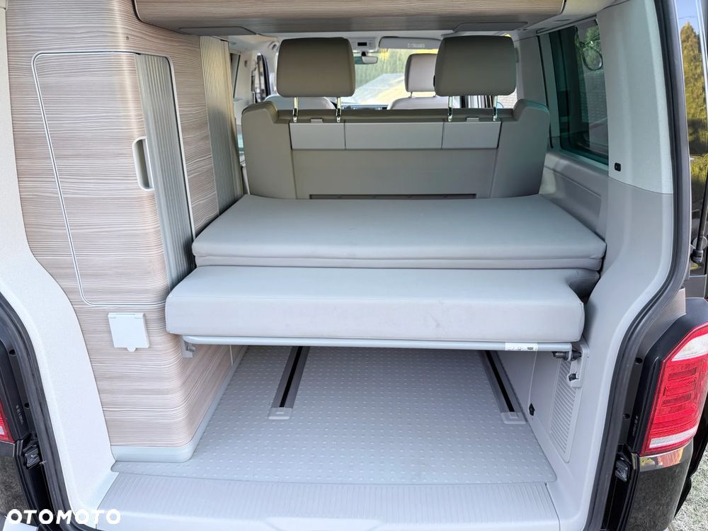 Volkswagen California - 12