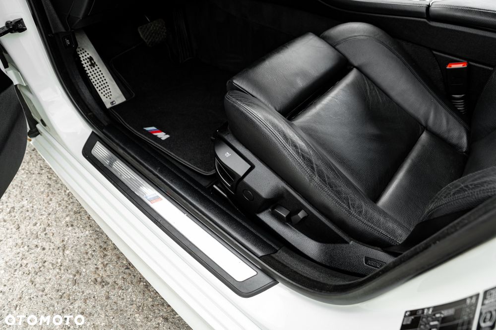 BMW Seria 5 520d - 30
