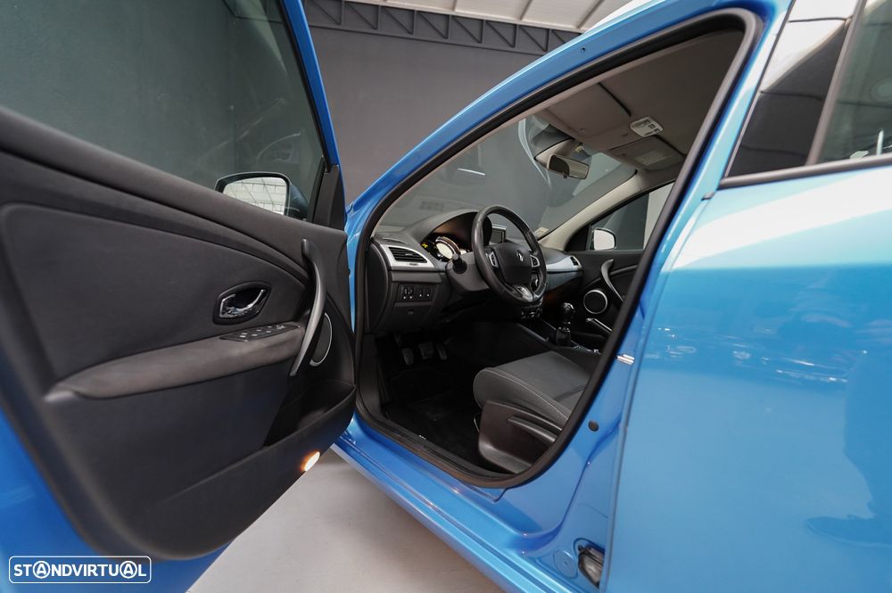 Renault Mégane Sport Tourer 1.5 dCi Dynamique S - 19