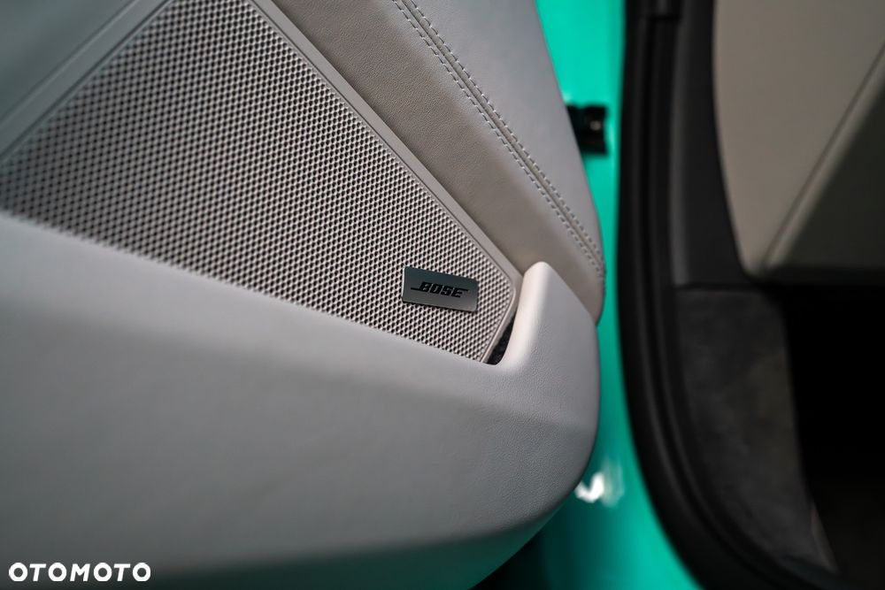 Porsche 911 Carrera 4 GTS - 17