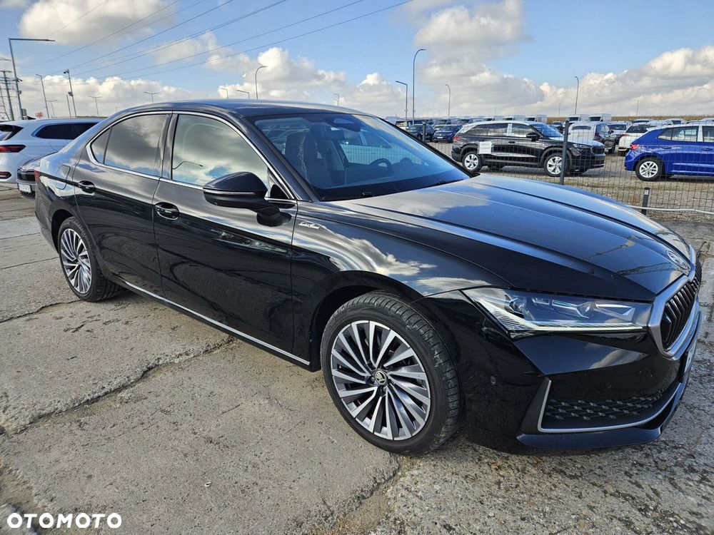 Skoda Superb 2.0 TDI SCR 4x4 L&K DSG - 2