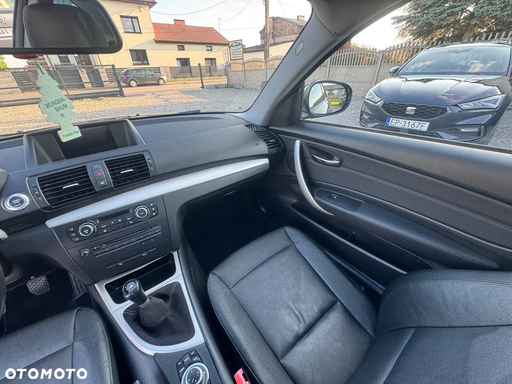BMW Seria 1 120d DPF Edition Sport - 16