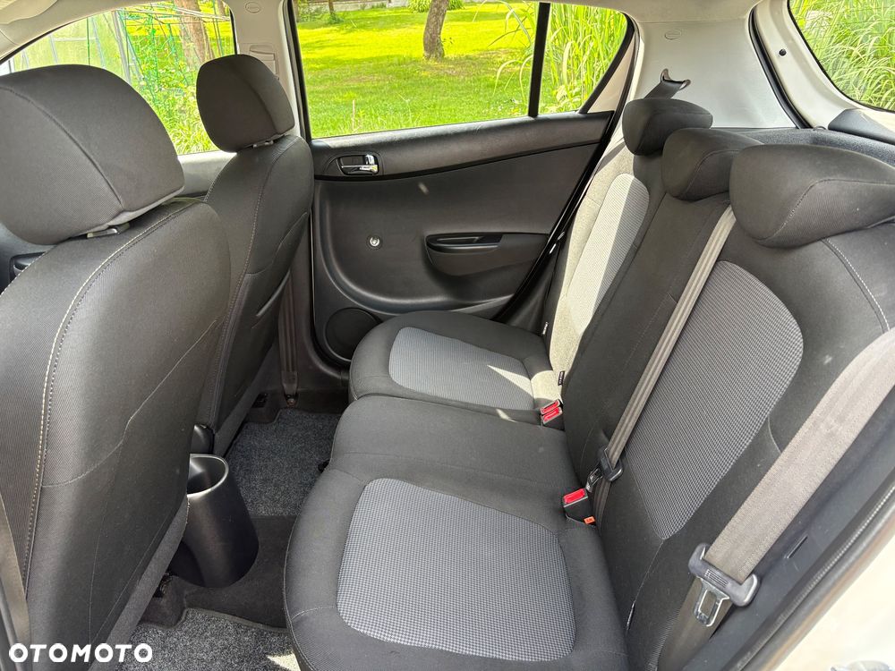 Hyundai i20 1.2 Trend - 18
