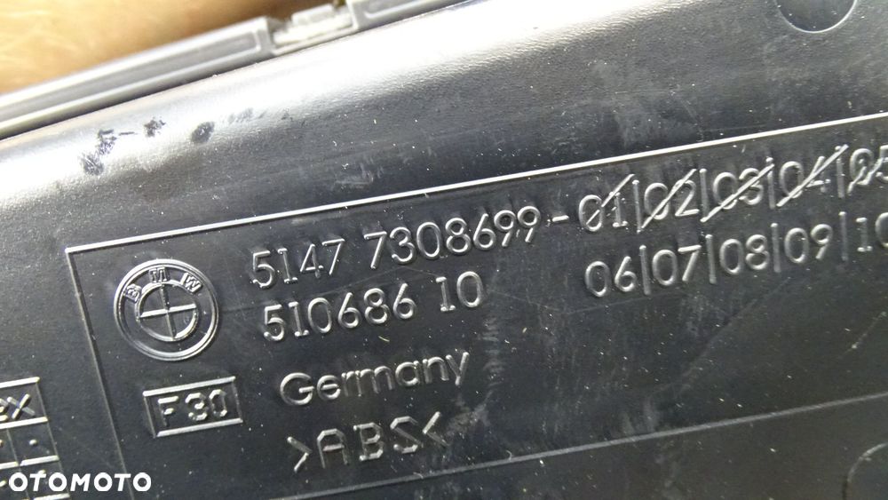 SCHOWEK BOCZEK BAGAŻNIKA BMW F30 320D ED - 7