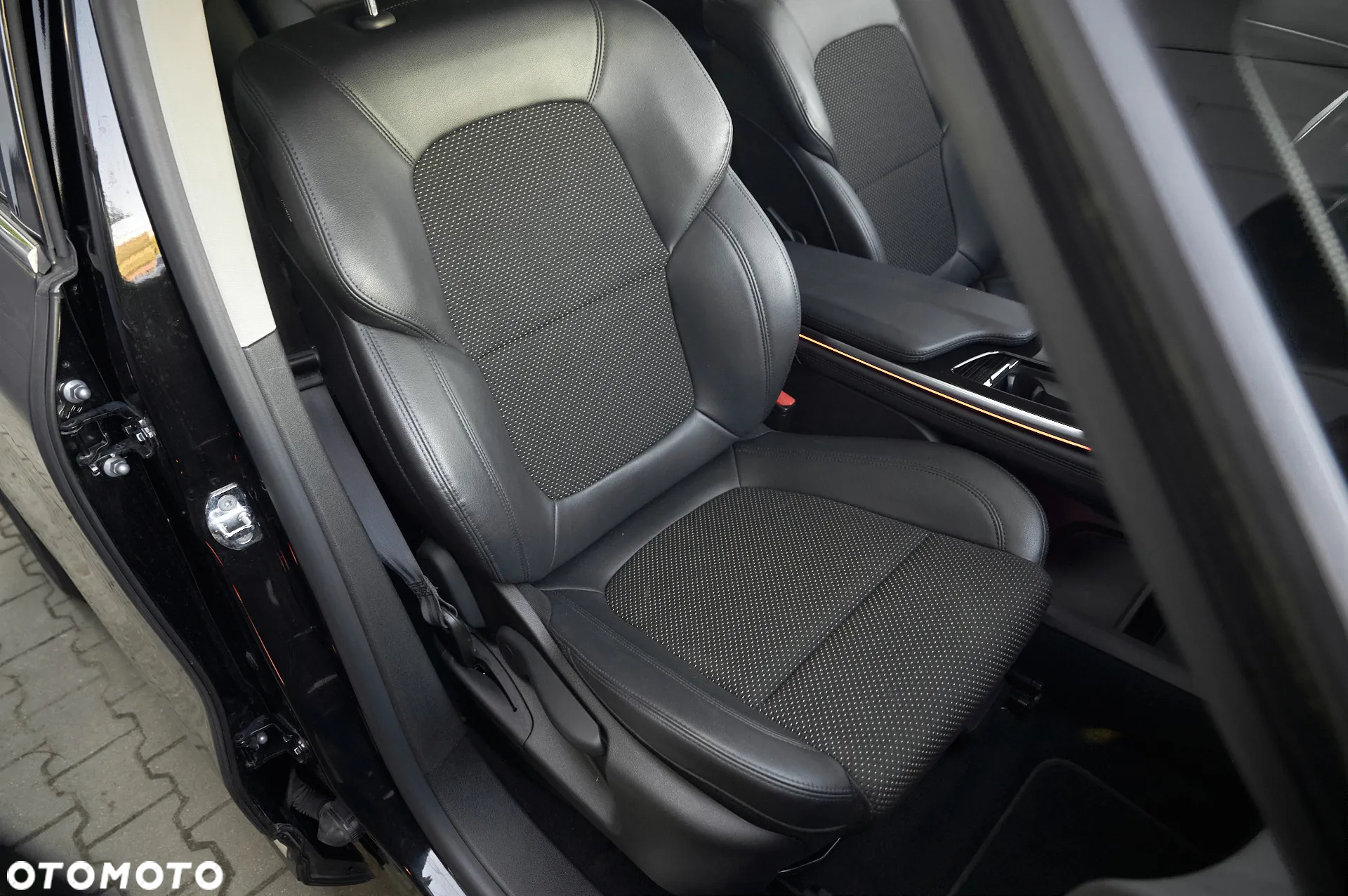 Renault Espace BLUE dCi 160 EDC BUSINESS EDITION - 15