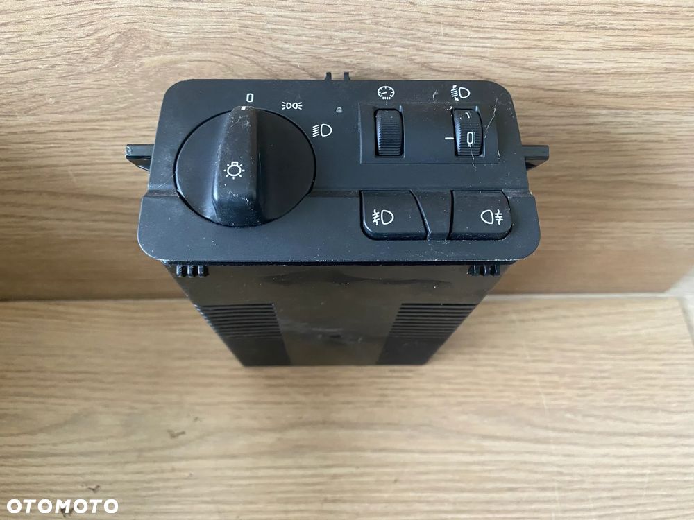 WŁĄCZNIK PRZEŁĄCZNIK ŚWIATEŁ BMW E46 6936831 - 1
