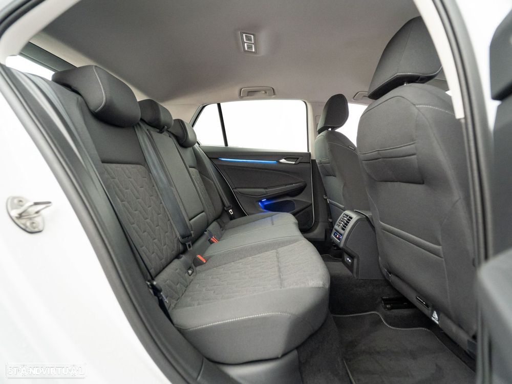 VW Golf 1.5 TSI e-Hybrid Life DSG - 45