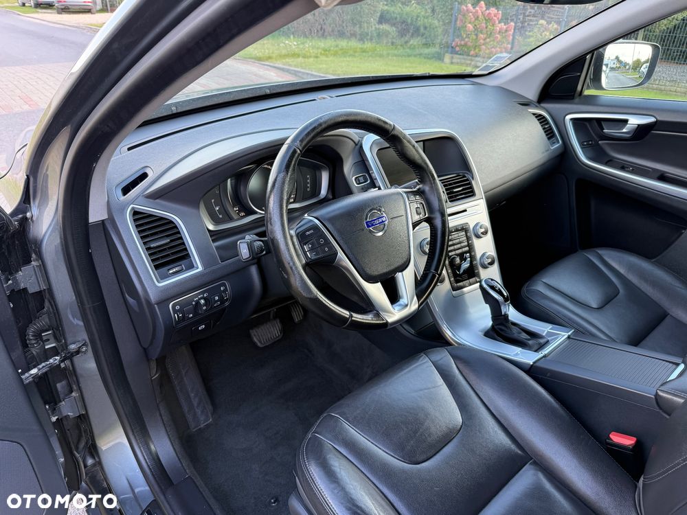 Volvo XC 60 - 23