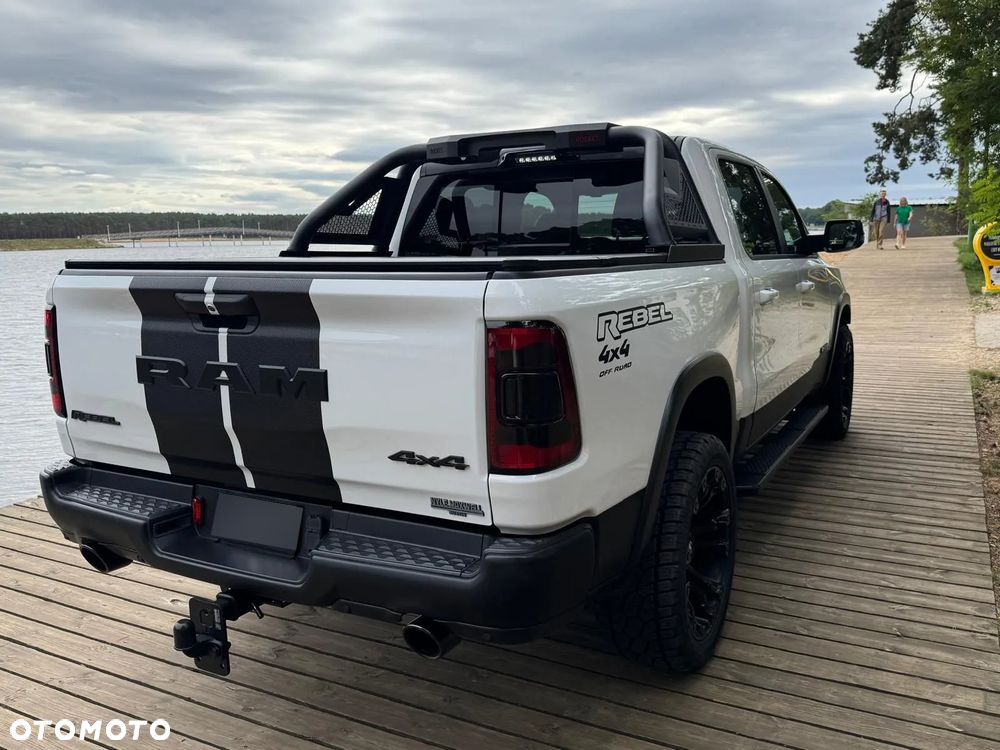 RAM 1500 5.7 Crew Cab Rebel - 4