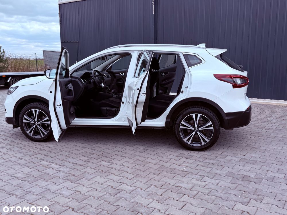 Nissan Qashqai 1.3 DIG-T N-Style - 10