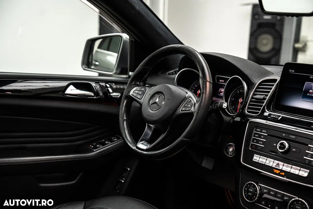 Mercedes-Benz GLE 350 d 4Matic 9G-TRONIC AMG Line - 33