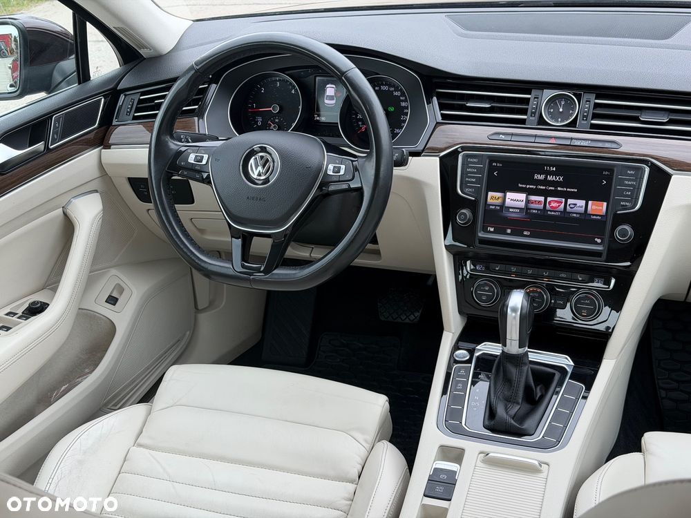Volkswagen Passat 2.0 TDI BMT Highline DSG7 - 30
